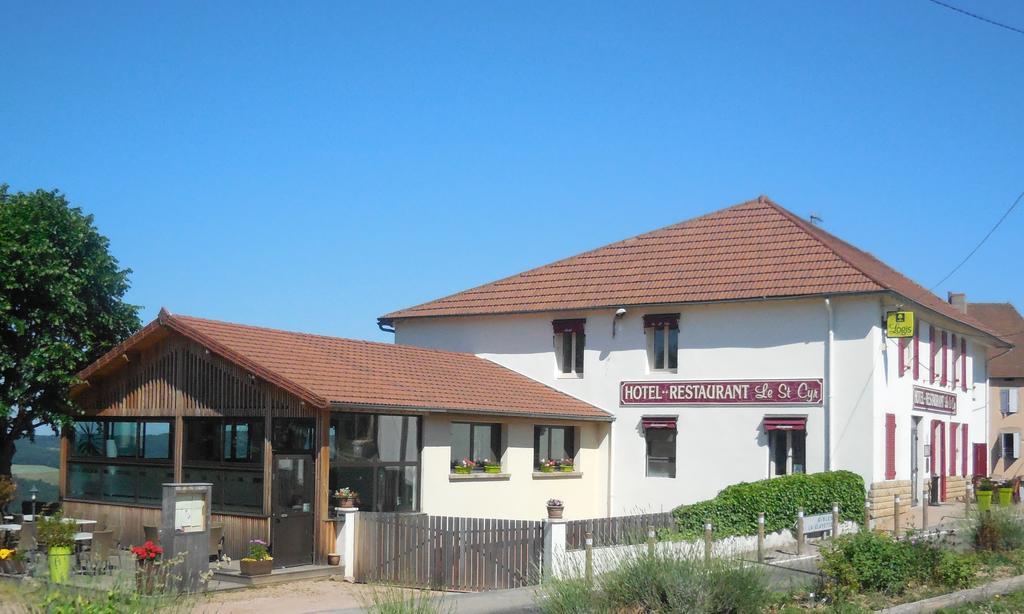 Hotel Logis Le Saint Cyr Montmelard Exterior foto
