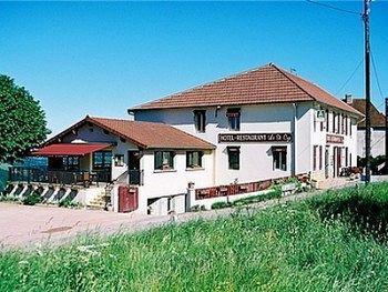 Hotel Logis Le Saint Cyr Montmelard Exterior foto